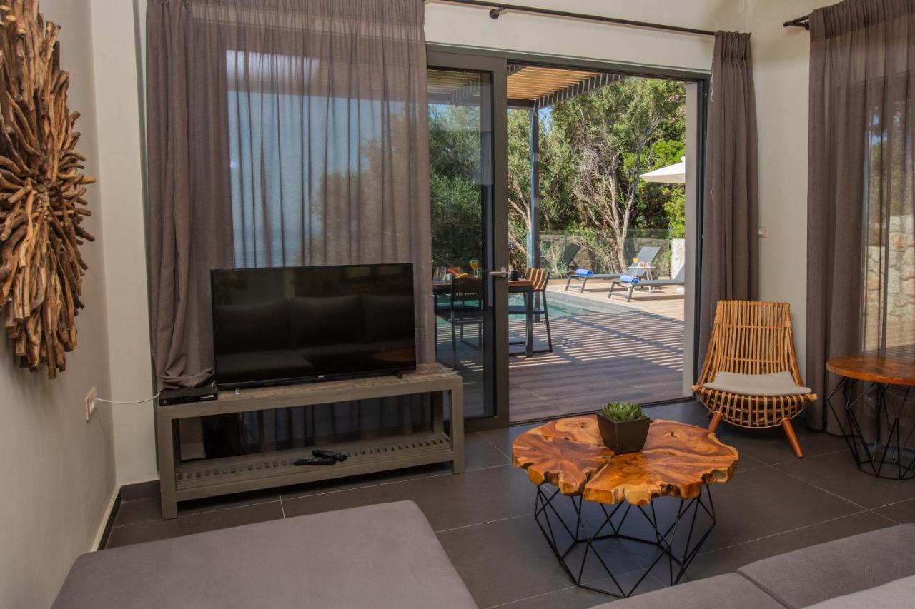 Brand New Villa Lefka With Private Pool At Platies Plateies 外观 照片